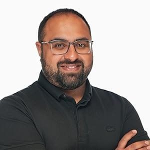 Dr. Navaz Habib
